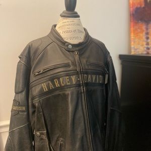 Harley Davidson Men’s Leather Jacket